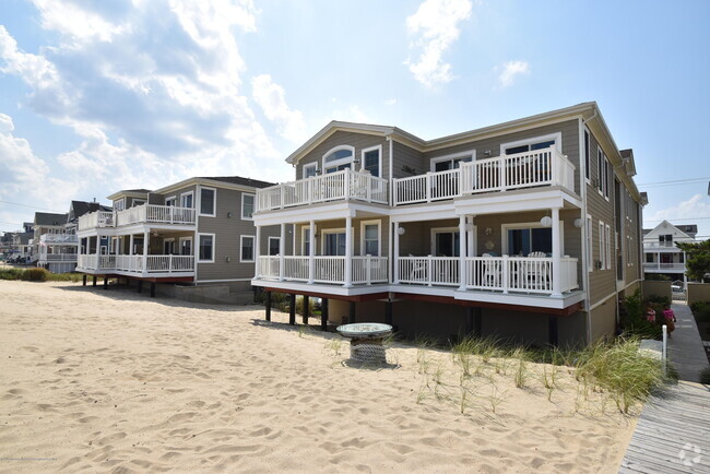 Building Photo - 239 Beach Front Rental