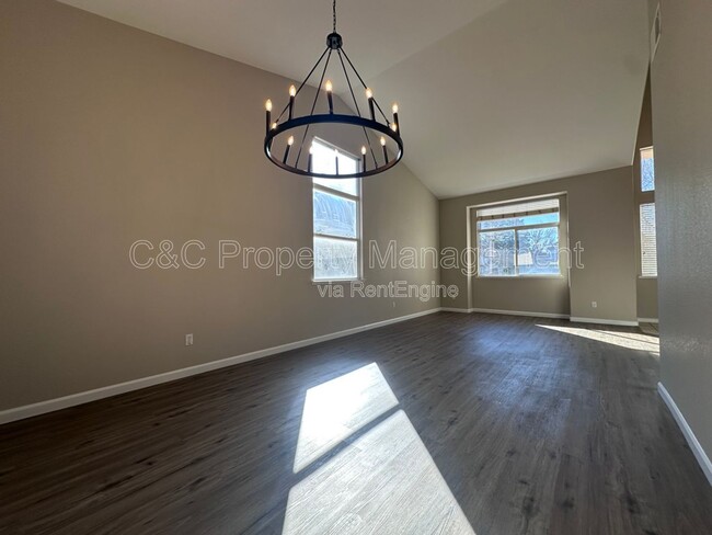 Photo - 200 Eastbrook Way