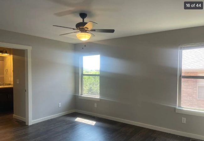 Photo - 3 Bedroom 2 Bathroom 2 CAR GARAGE