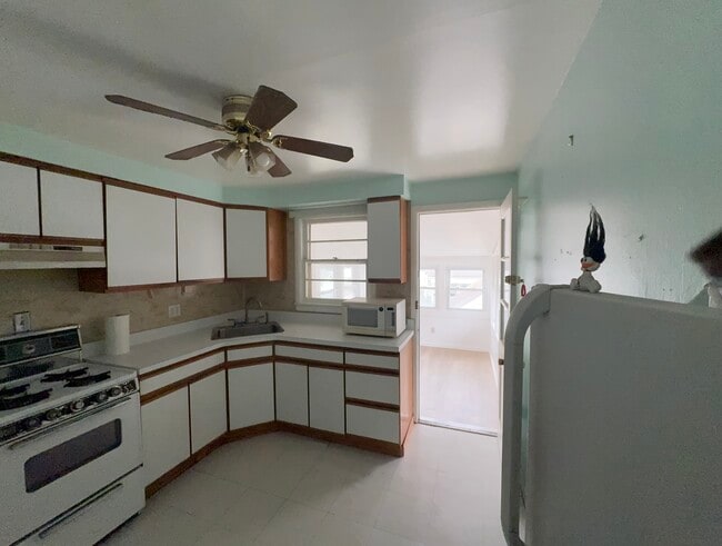 Kitchen - 45 N 21st St Unit 2nd floor