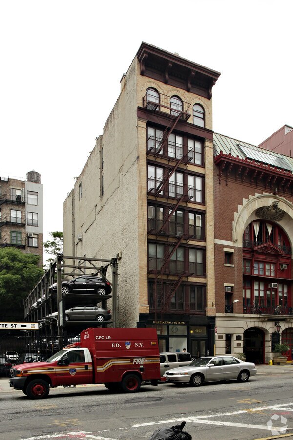 Photo - 40 Great Jones St