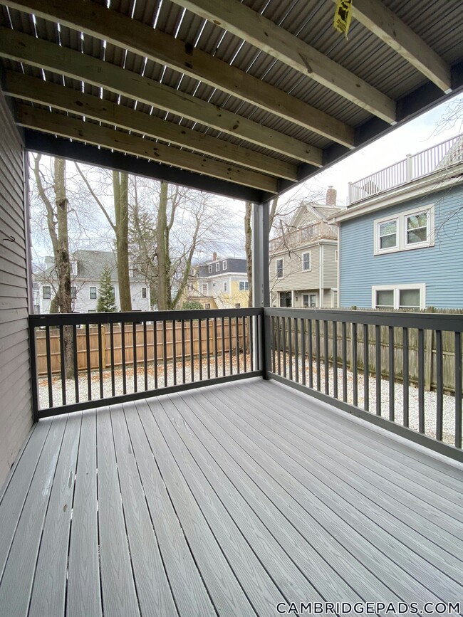 Photo - 374 Oxford St Unit 2