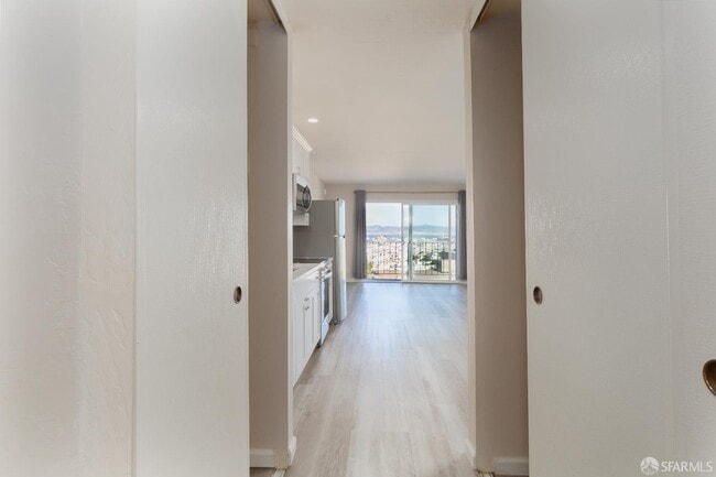 Photo - 646 Corbett Ave Apartment