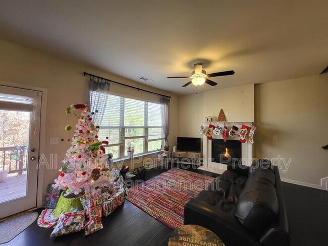 Photo - 5735 Riverside Bay