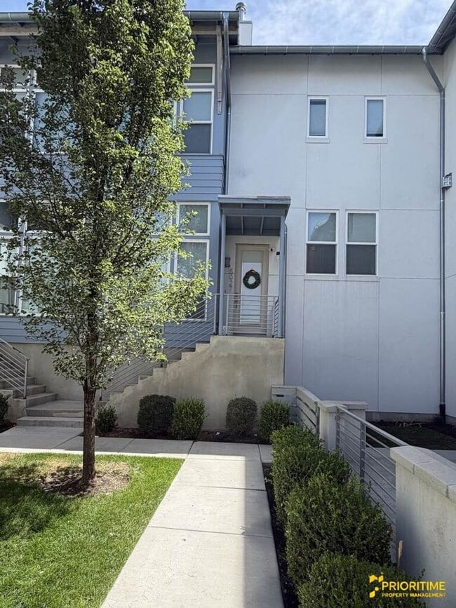 Photo - 5027 W Daybreak Pkwy