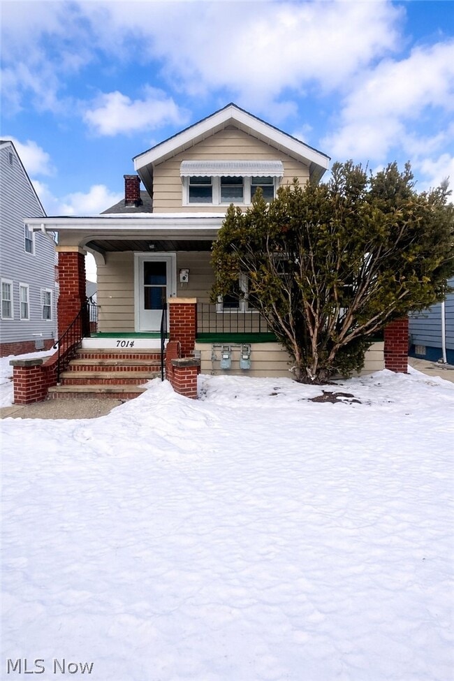 Building Photo - 7014 Thornton Dr Unit Up