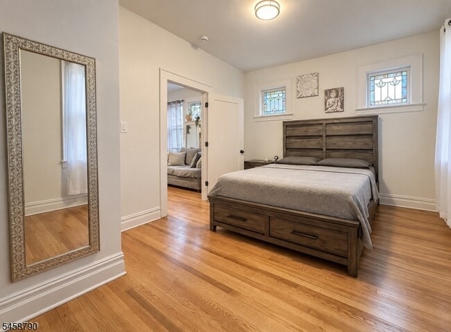 130 N Spring St Unit 2L