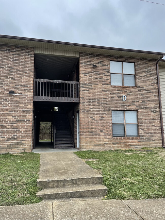 Starr Mountain Apartments