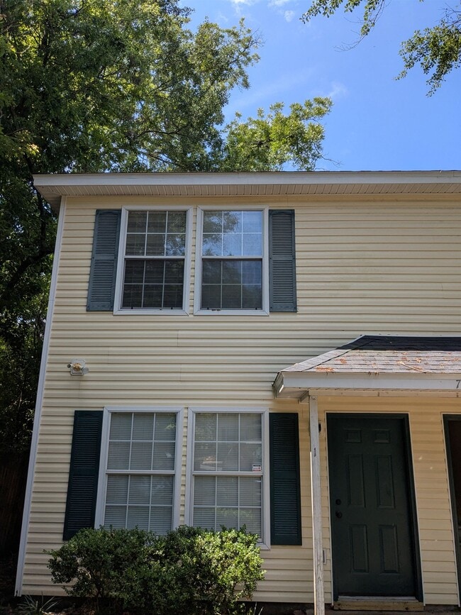 Photo - 705 W Georgia St House