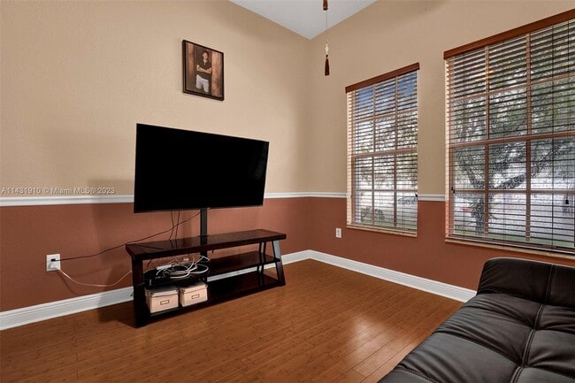 Photo - 5038 SW 183rd Ave