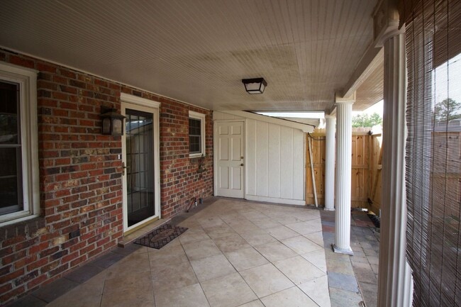 38 Barnes St