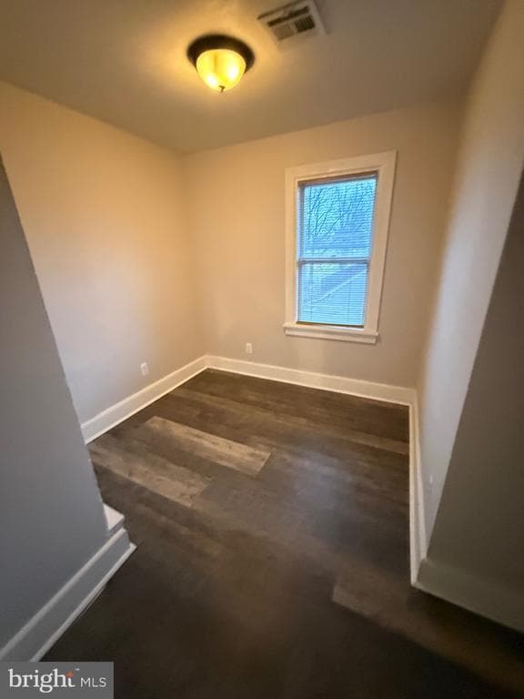 Photo - 7911 Park Ave