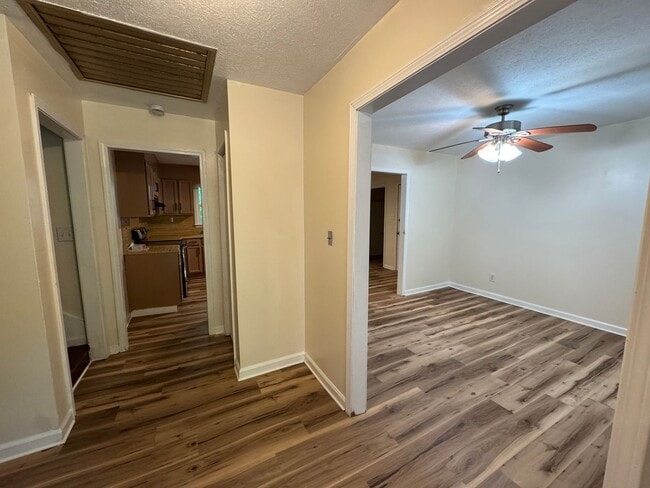 Photo - Well Maintained 3 Bedroom 2 Bath on a Private 1 Acre Lot