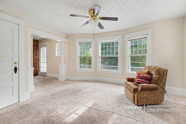 Photo - 1516 E 118th St Unidad 2