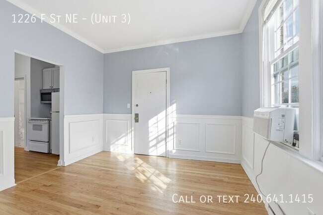 Photo - 1226 F St NE