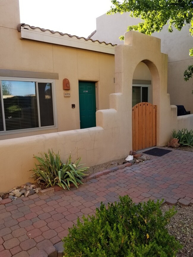 Building Photo - Townhome- Cottonwood Commons Community
