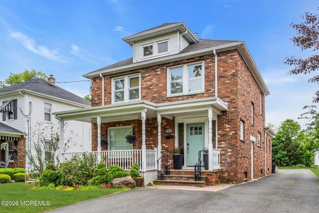 Photo - 38 Brinckerhoff Ave