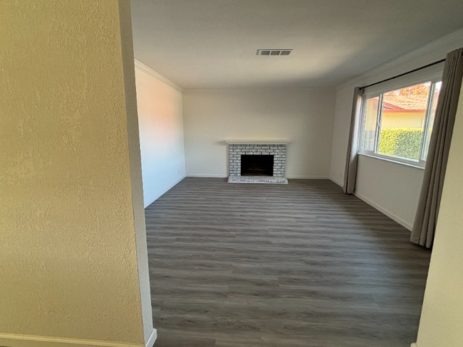 Photo - 524 Gonzales Dr