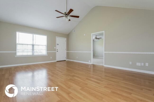 Photo - 330 Needham Blvd