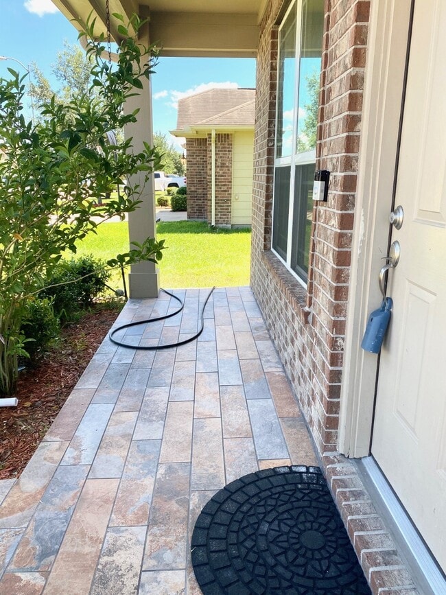 Photo - 13922 Kenswick Key Ln