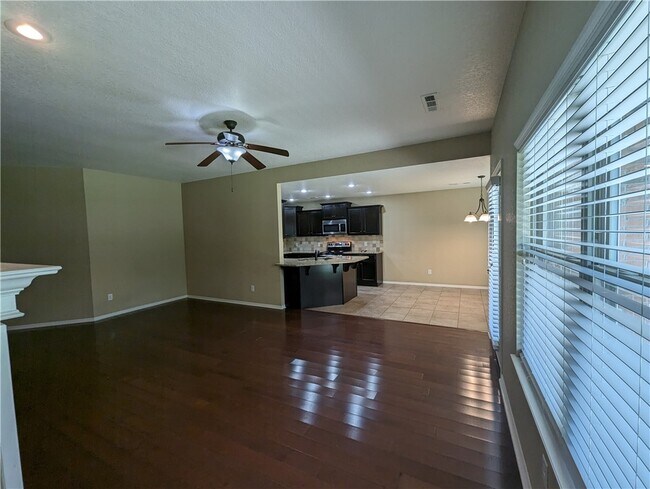 Photo - 1417 S Blue Willow Ave