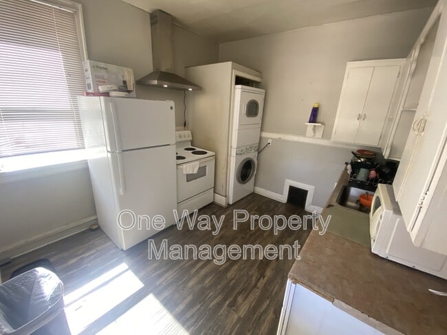Photo - 1722 8th Ave