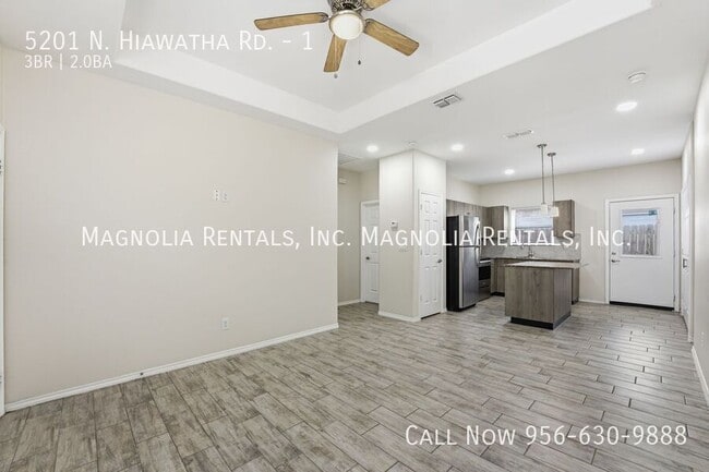 Photo - 5201 N Hiawatha Dr Unit 1