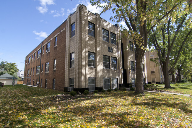 Building Photo - 3707 Grand Ave S Rental