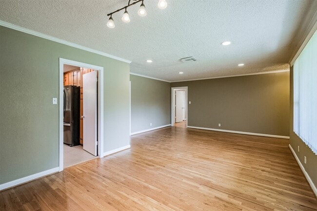 Photo - 5450 Stillbrooke Dr