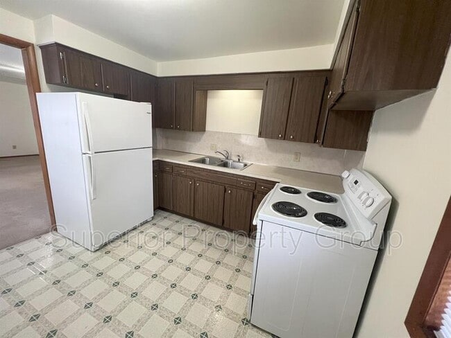 Photo - 210 W Mill St Unit 4