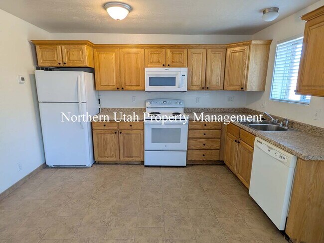 526 Mac Ln
