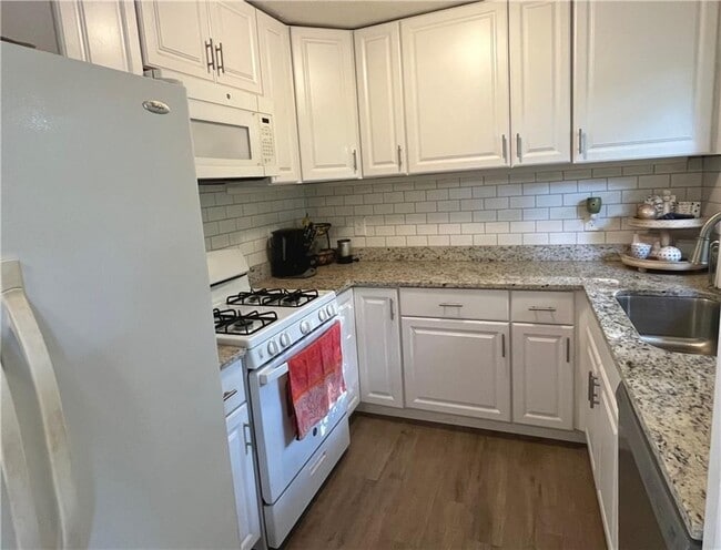 Photo - 2560 Walton Way SW