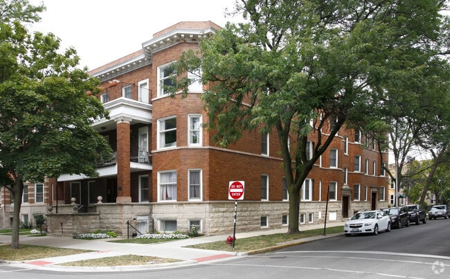 Photo - 3036 W Logan Blvd