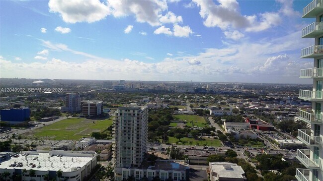 Photo - 1800 N Bayshore Dr Unit 3310