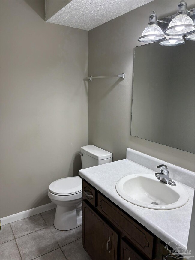 Photo - 8410 Williamsburg Cir