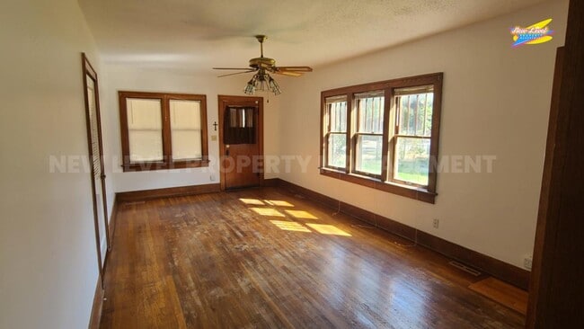 Photo - 1545 N Market St