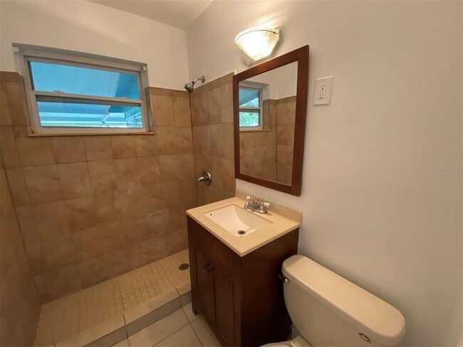Photo - 6268 Freemont St