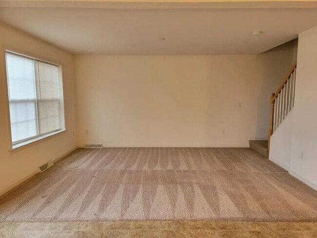 Photo - 701 Winding Ln