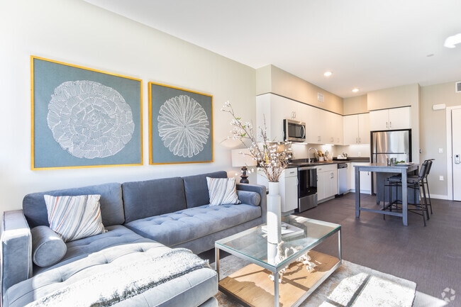 1HAB, 1BA - 720 ft²