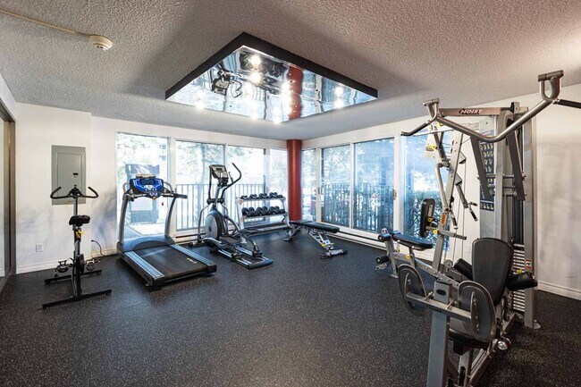 Photo - Habitat 2500 Apartments