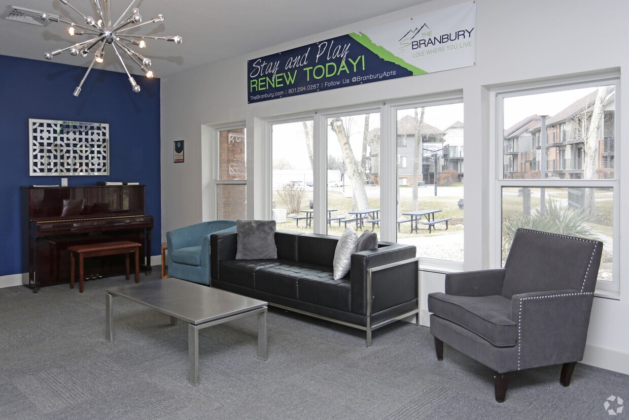Branbury Apartments Off Campus Housing Provo Ut Piano Room