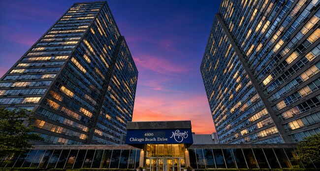 Building Photo - 4800 S Chicago Beach Dr Unit 1508N