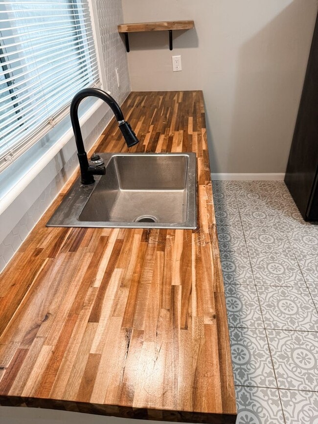 Photo - Housing Choice Vouchers Welcome! Charming ...