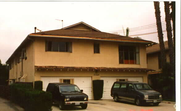 Photo - 5347-5351 Vantage Ave Apartments