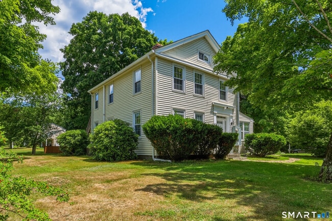945 Glastonbury Turnpike