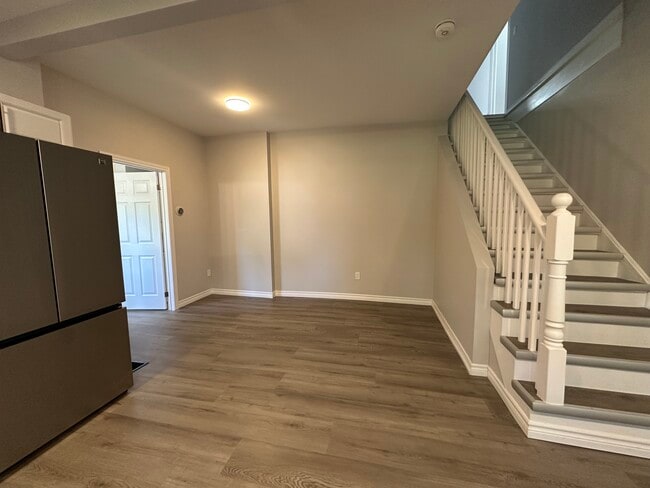 Photo - 263 Bethune St