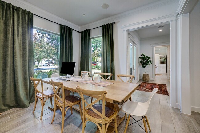 Photo - 1531 Auline Ln
