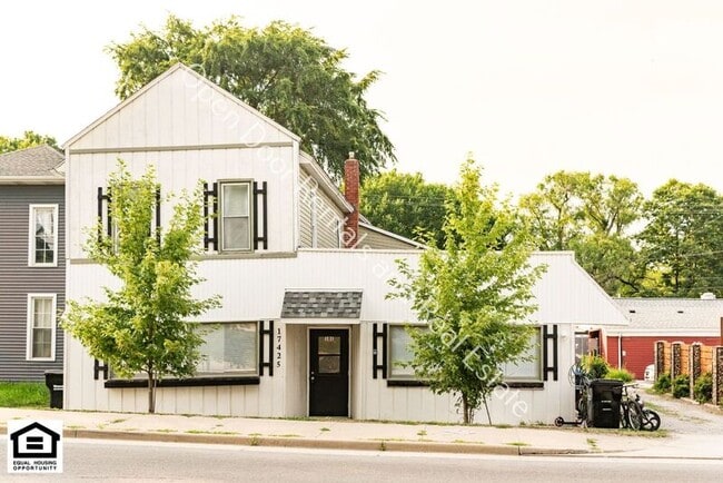 Building Photo - 17425 IN-37 Unit 104 Rental