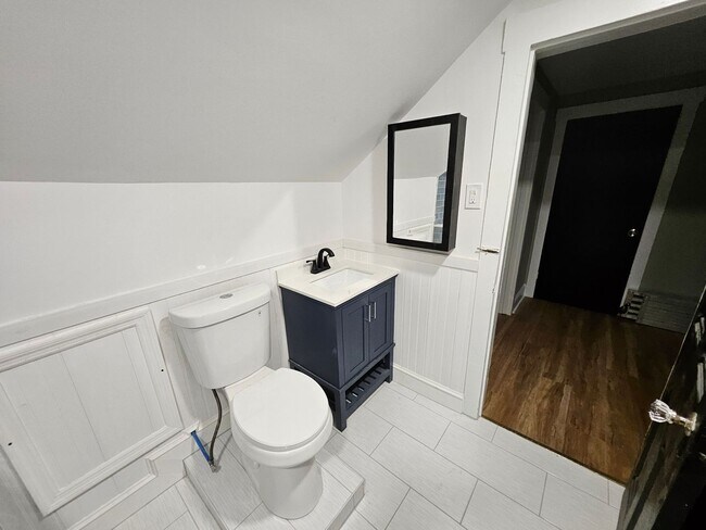 Photo - 101 E 35th St Unit 101 E 35th Street, Apt. 3