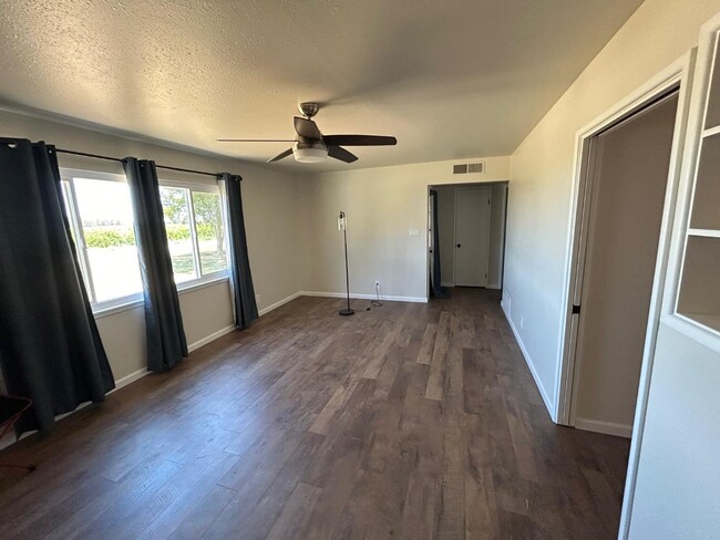 Photo - 165 E Jefferson Ave